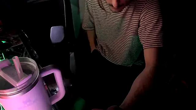 twink69Finger from StripChat is Freechat
