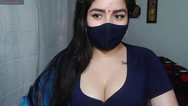 umarany from StripChat is Freechat