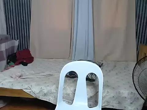 urasianpinayhotmama from StripChat is Freechat