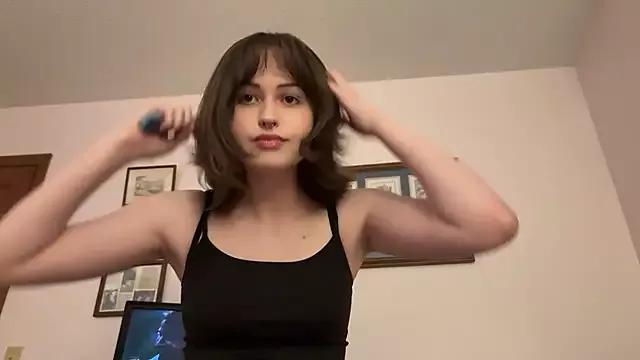 Photos of urbbydollxx from StripChat is Freechat