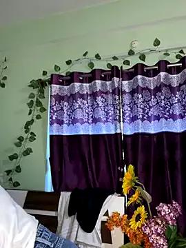 Girls free live sex cams: Check out the satisfaction of typing and cam2cam with our sensual livestreamers, who will teach you all about temptation and desires with their smoking hot physiques.