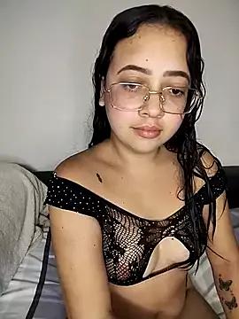 valeria-montoyaaa from StripChat is Freechat