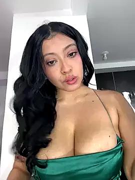 Valery_Evaans from StripChat is Freechat