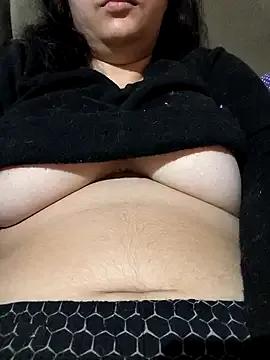 vanessa_safira from StripChat is Freechat