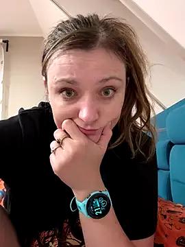 Velvetwitch87 from StripChat is Freechat