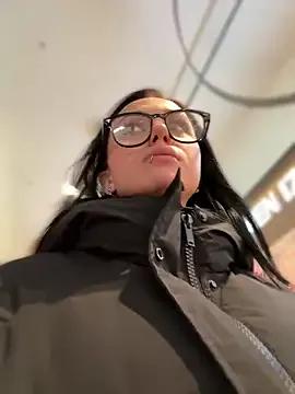 Girls free live sex cams: Check out the satisfaction of typing and cam2cam with our sensual livestreamers, who will teach you all about temptation and desires with their smoking hot physiques.