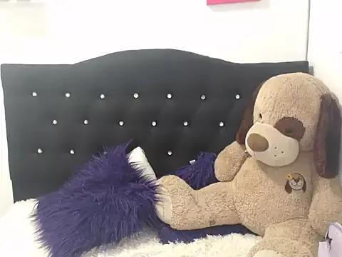 Venus_web from StripChat is Freechat