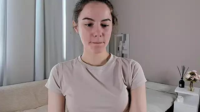 VeronaHerrin from StripChat is Freechat