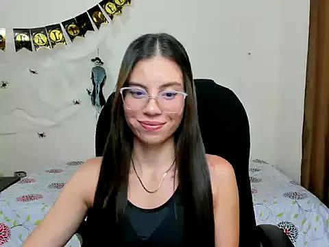 veronicamiller22 from StripChat is Freechat