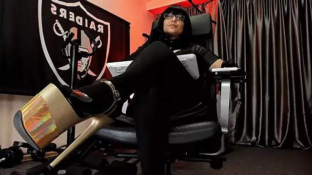 VICE_MASTERS from StripChat is Freechat