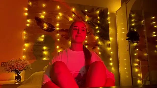 vickyslove from StripChat is Freechat