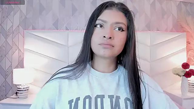 victoria___jonnes from StripChat is Freechat