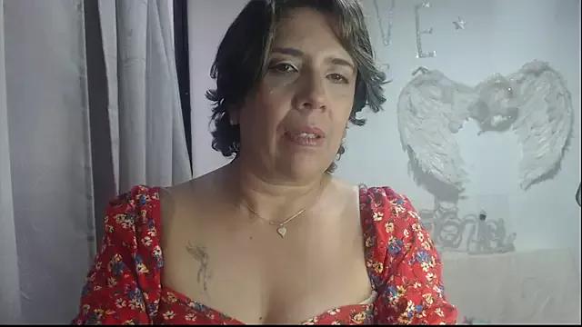 Victoria_meester from StripChat is Freechat