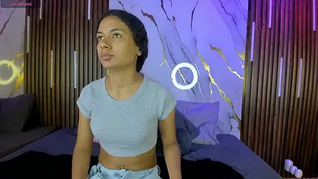 VictoriaDuart from StripChat is Freechat