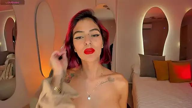 VictoriaMilan_ from StripChat is Freechat