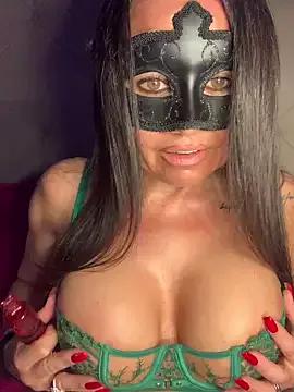 Looking for the most sensual and most tailor-made adult freechat sex cam experience? Look no further than our ebony page. With so many to cherry pick from