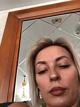VikaBunny1 from StripChat is Freechat