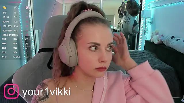 Vikki_Cheese from StripChat