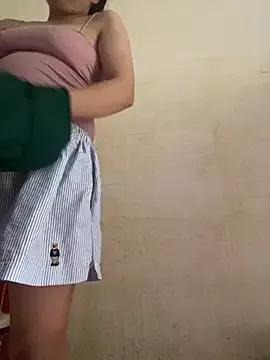 viluna from StripChat is Freechat