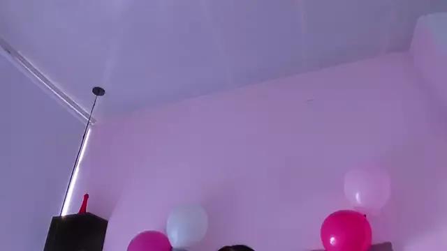 violet_myerrs from StripChat is Freechat
