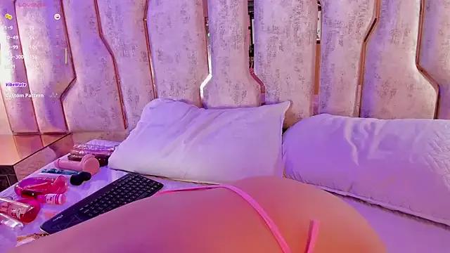 violet_sm from StripChat is Freechat