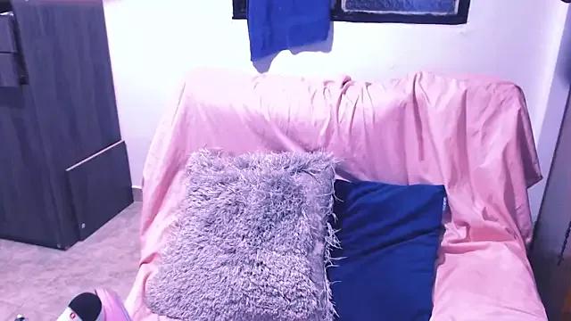 Violeta__Rose from StripChat is Freechat