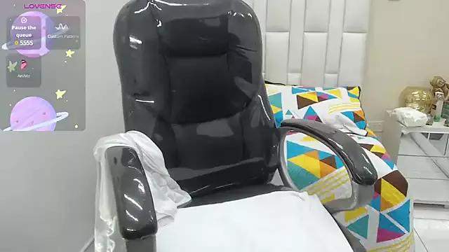 Violeta_sanzx from StripChat is Freechat