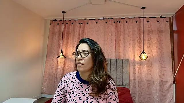 VioletaScott_ from StripChat is Freechat