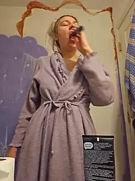 VioletMoonGoddess from StripChat is Freechat
