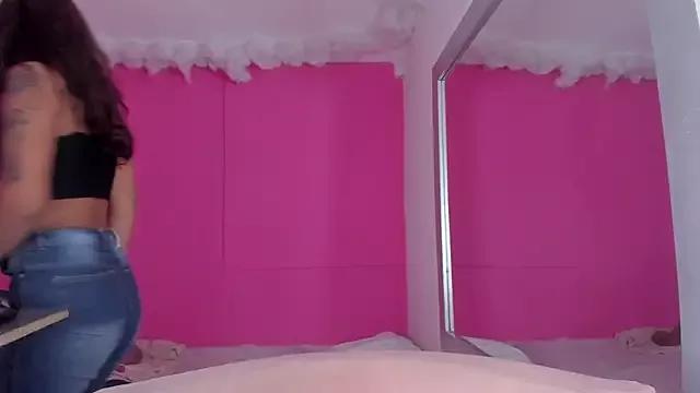 violett_24_ from StripChat is Freechat