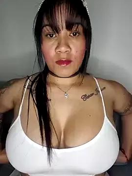 violettaa_millerss from StripChat is Freechat