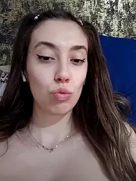 VirginPussyWet from StripChat is Freechat
