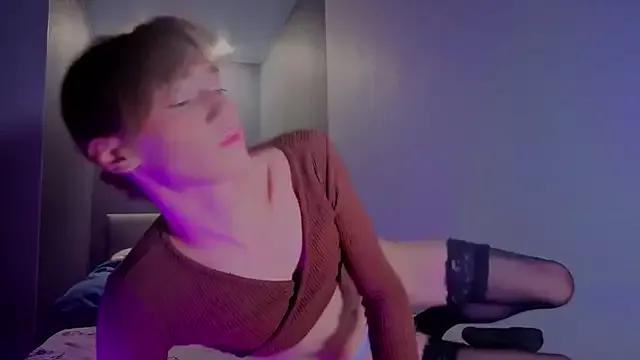 vitahoins from StripChat is Freechat