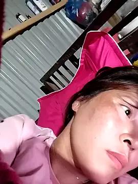 vivi_cute from StripChat is Freechat