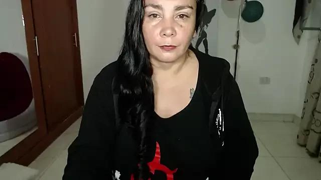 Vivian_milf_paint from StripChat is Freechat