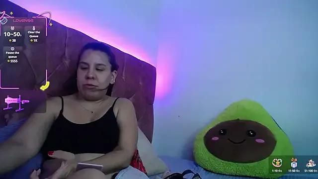 Girls free live sex cams: Check out the satisfaction of typing and cam2cam with our sensual livestreamers, who will teach you all about temptation and desires with their smoking hot physiques.