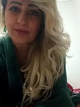 vivifernades from StripChat