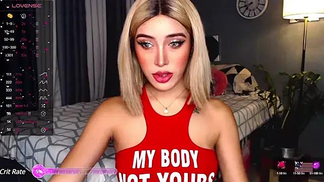 wiggle_nibble from StripChat