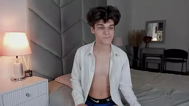 Willie_Miler from StripChat is Freechat