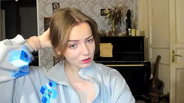 wilson_chloe from StripChat is Freechat