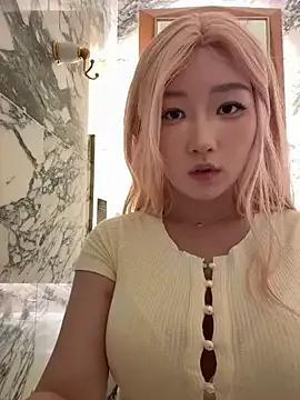 Girls free live sex cams: Check out the satisfaction of typing and cam2cam with our sensual livestreamers, who will teach you all about temptation and desires with their smoking hot physiques.