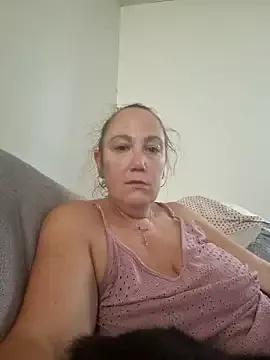 Wisie_Cutie from StripChat is Freechat