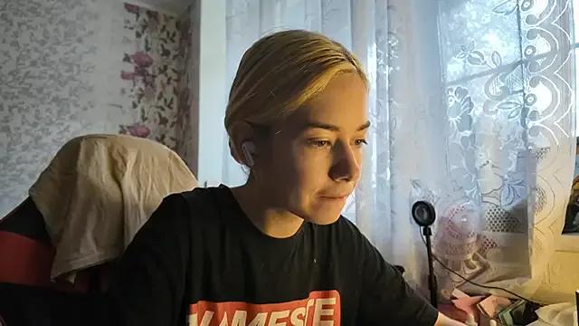 Witching_Moon from StripChat is Freechat