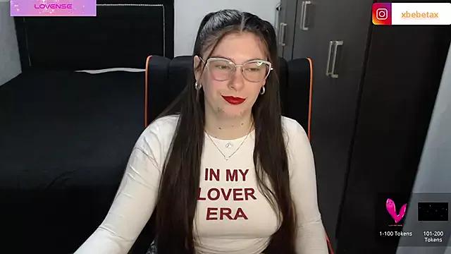 Girls free live sex cams: Check out the satisfaction of typing and cam2cam with our sensual livestreamers, who will teach you all about temptation and desires with their smoking hot physiques.