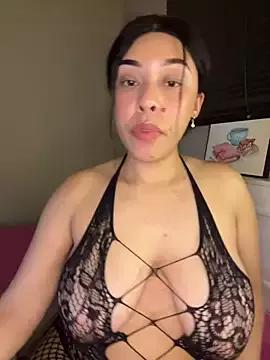 XxNicole from StripChat is Freechat