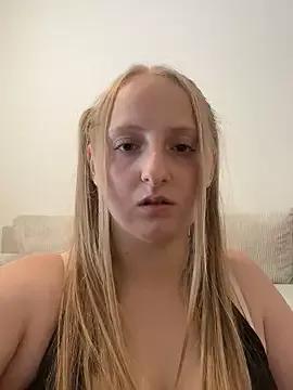 YoungHailey from StripChat is Freechat