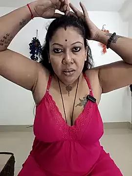 YOUR_LOVELY-40 from StripChat is Freechat