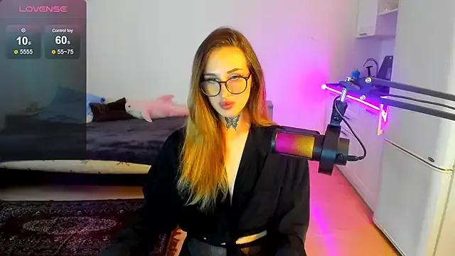 your_tora from StripChat is Freechat
