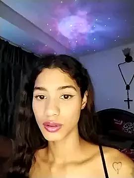 YourCoupleHot from StripChat is Freechat