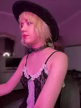 YourSunshine- from StripChat is Freechat